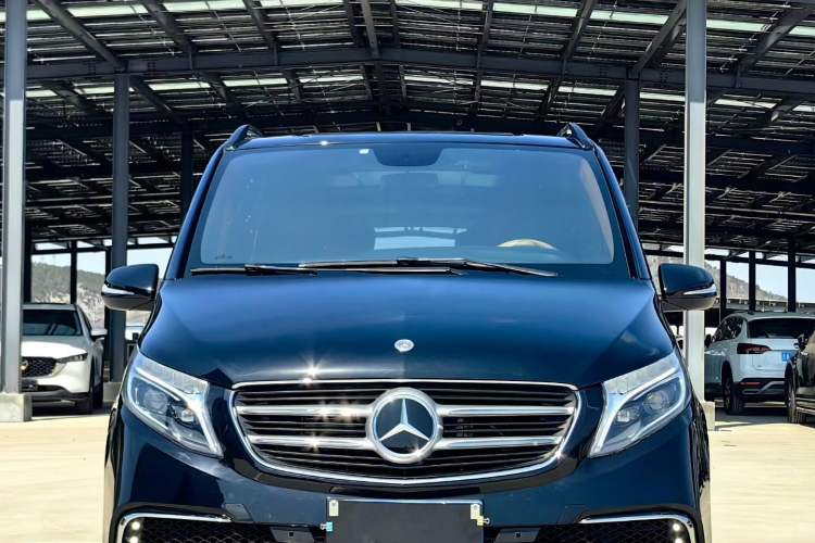 Used Mercedes-Benz Vito 2018 2.0T Business Version China VI Emission Standard Exterior 1
