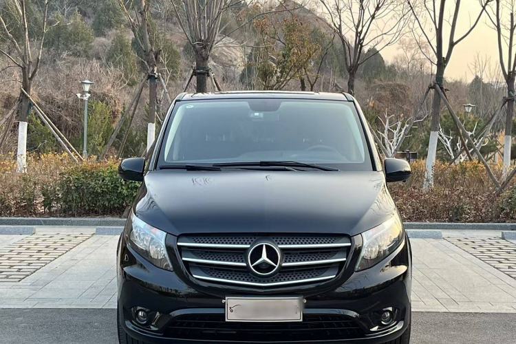 Used Mercedes-Benz Vito 2018 2.0T Elite Version 7 Seats China VI Emission Standard Exterior 2