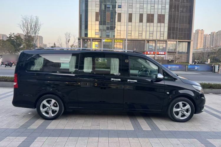 Used Mercedes-Benz Vito 2018 2.0T Elite Version 7 Seats China VI Emission Standard Exterior 2
