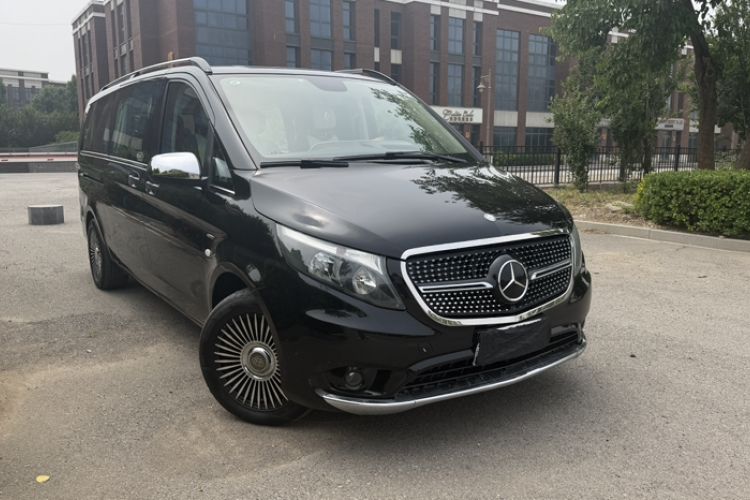 Used Mercedes-Benz Vito 2018 2.0T Elite Version 7 Seats China VI Emission Standard Exterior 2