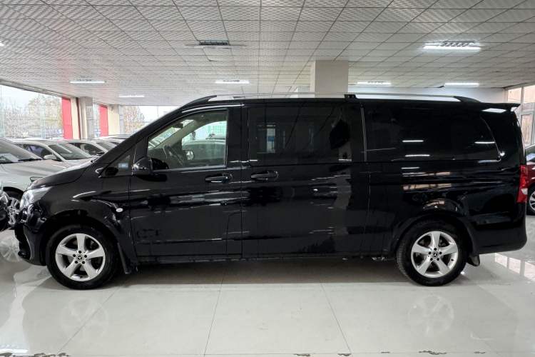Used Mercedes-Benz Vito 2018 2.0T Business Version China V Emission Standard Exterior 3