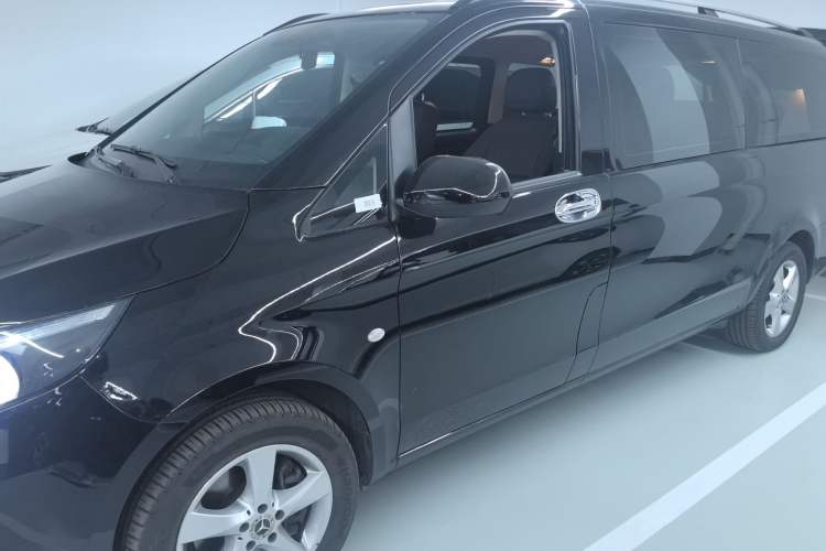 Used Mercedes-Benz Vito 2018 2.0T Elite Version 7 Seats China V Emission Standard Exterior 3