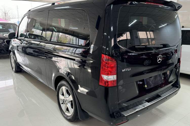Used Mercedes-Benz Vito 2018 2.0T Business Version China V Emission Standard Exterior 4