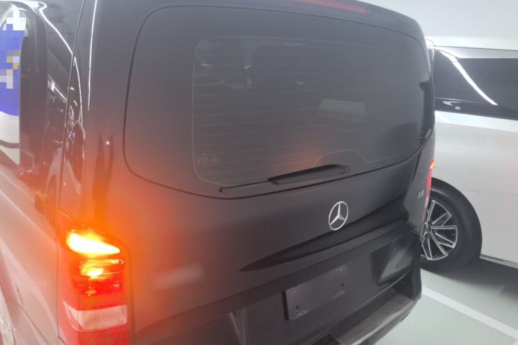 Used Mercedes-Benz Vito 2018 2.0T Elite Version 7 Seats China V Emission Standard Exterior 4
