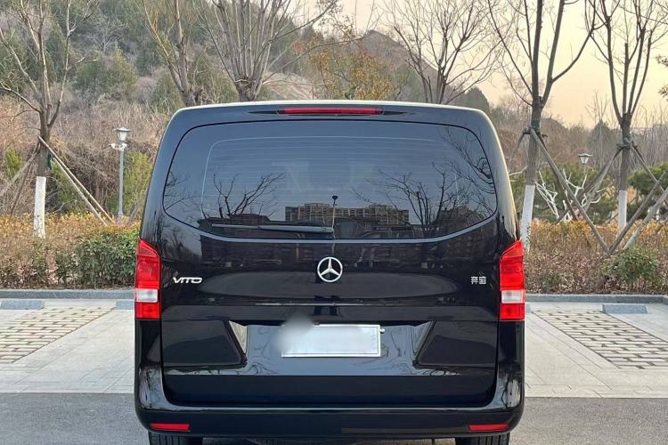 Used Mercedes-Benz Vito 2018 2.0T Elite Version 7 Seats China VI Emission Standard Exterior 5