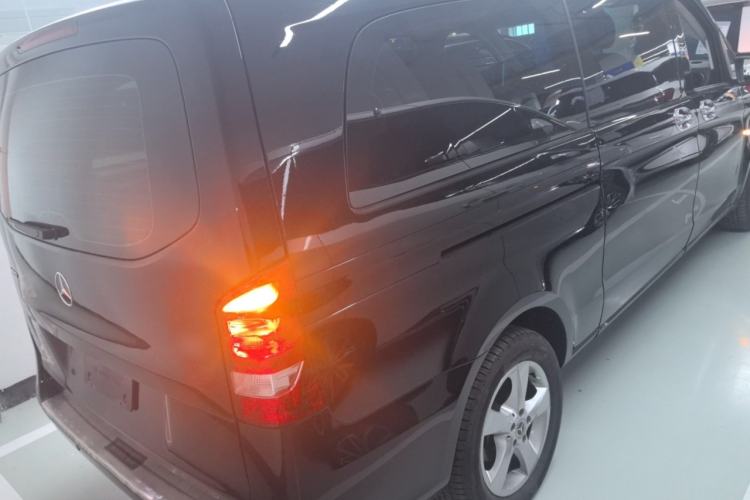 Used Mercedes-Benz Vito 2018 2.0T Elite Version 7 Seats China V Emission Standard Exterior 5