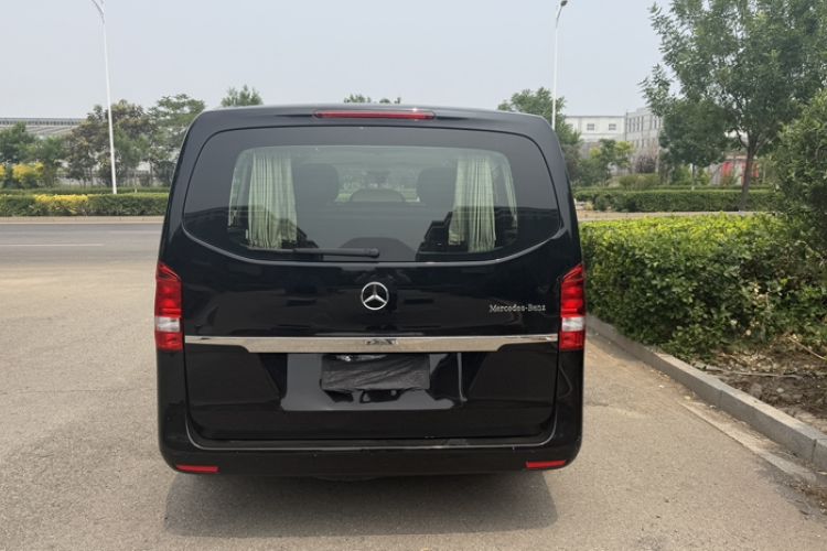 Used Mercedes-Benz Vito 2018 2.0T Elite Version 7 Seats China VI Emission Standard Exterior 5