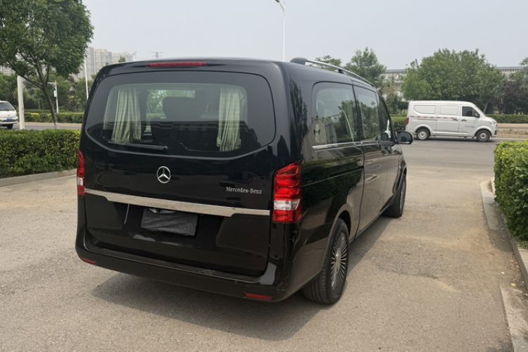 Used Mercedes-Benz Vito 2018 2.0T Elite Version 7 Seats China VI Emission Standard Exterior 6