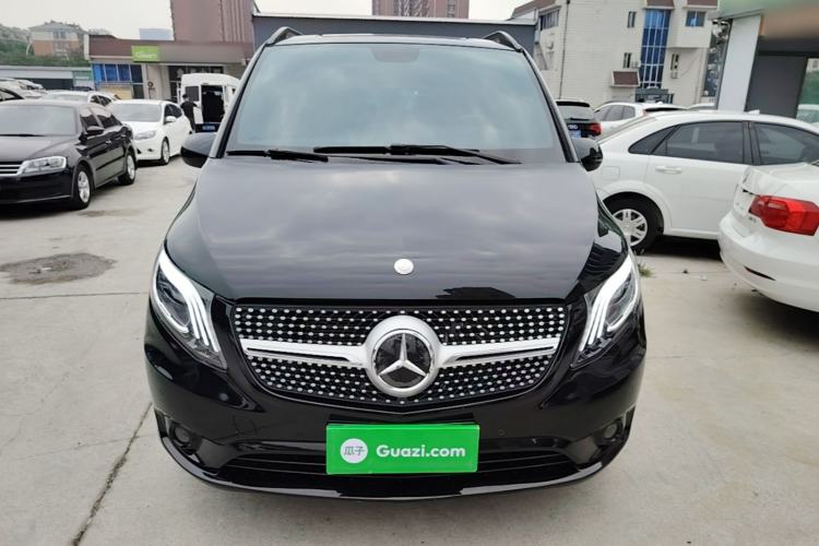 Used Mercedes-Benz Vito 2018 2.0T Business Version China VI Emission Standard Front