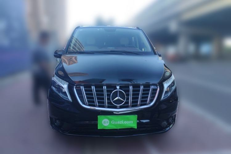 Used Mercedes-Benz Vito 2018 2.0T Elite Version 7 Seats China VI Emission Standard Front