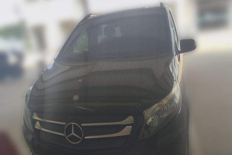 Used Mercedes-Benz Vito 2018 2.0T Elite Version 9 Seats China VI Emission Standard Front
