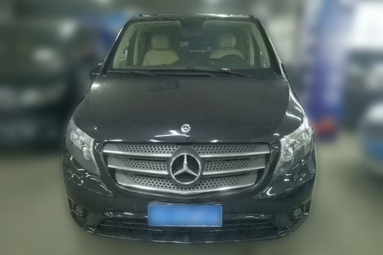 Used Mercedes-Benz Vito 2018 2.0T Elite Version 7 Seats China V Emission Standard Front