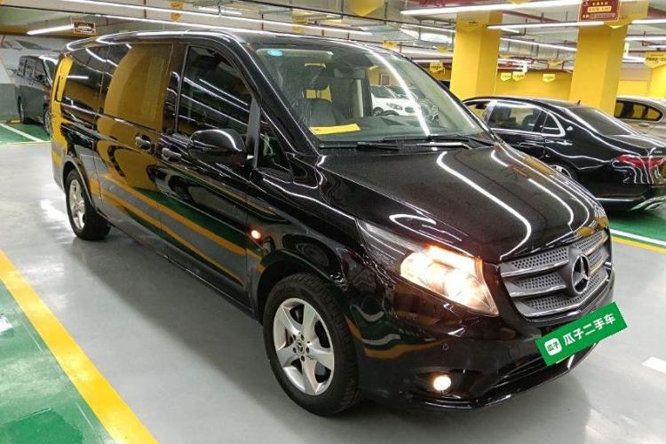 Used Mercedes-Benz Vito 2018 2.0T Elite Version 7 Seats China VI Emission Standard Front Right 45 Deg