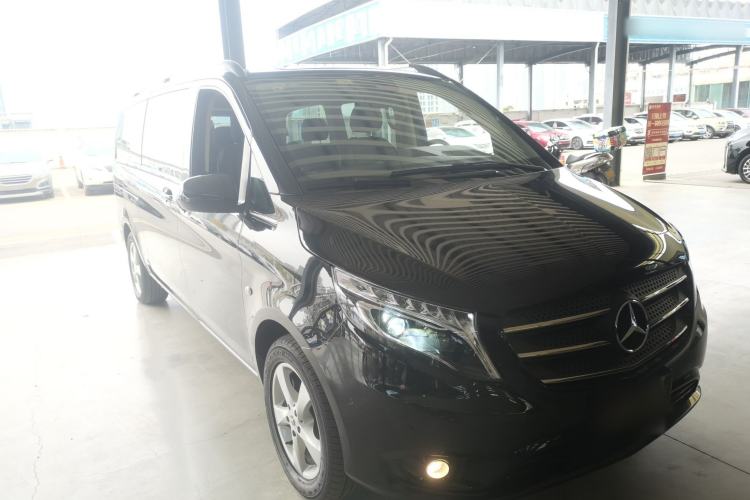 Used Mercedes-Benz Vito 2018 2.0T Business Version China VI Emission Standard Front Right 45 Deg
