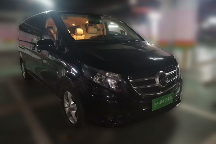 Used Mercedes-Benz Vito 2018 2.0T Elite Version 9 Seats China VI Emission Standard Front Right 45 Deg