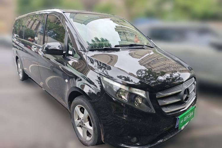 Used Mercedes-Benz Vito 2018 2.0T Elite Version 7 Seats China VI Emission Standard Front Right 45 Deg