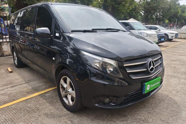 Used Mercedes-Benz Vito 2018 2.0T Business Version China V Emission Standard Front Right 45 Deg