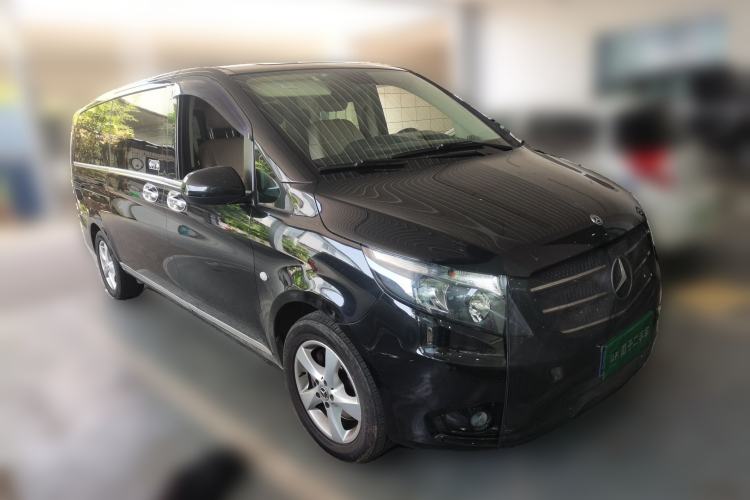 Used Mercedes-Benz Vito 2018 2.0T Elite Version 7 Seats China VI Emission Standard Front Right 45 Deg