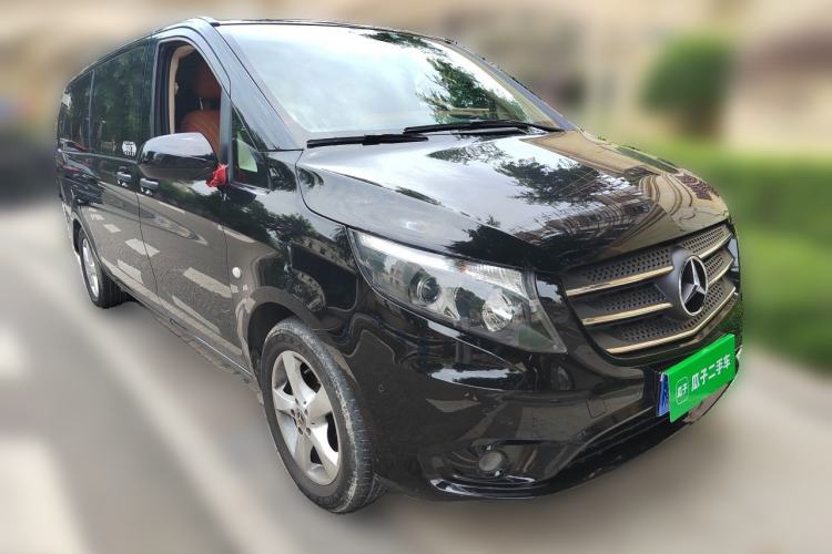 Used Mercedes-Benz Vito 2018 2.0T Business Version China V Emission Standard Front Right 45 Deg