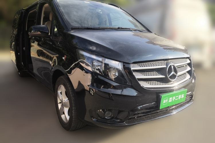 Used Mercedes-Benz Vito 2018 2.0T Elite Version 7 Seats China VI Emission Standard Front Right 45 Deg