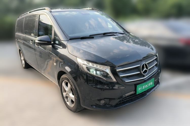 Used Mercedes-Benz Vito 2018 2.0T Business Version China VI Emission Standard Front Right 45 Deg