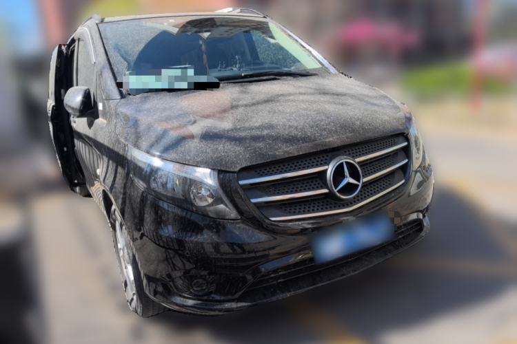 Used Mercedes-Benz Vito 2018 2.0T Business Version China V Emission Standard Front Right 45 Deg