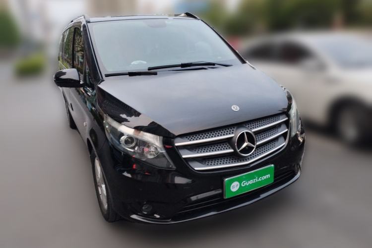 Used Mercedes-Benz Vito 2018 2.0T Business Version China VI Emission Standard Front Right 45 Deg