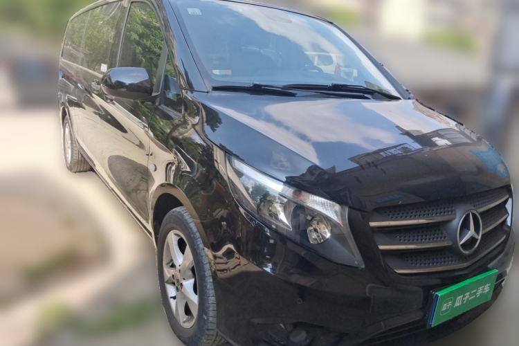 Used Mercedes-Benz Vito 2018 2.0T Business Version China VI Emission Standard Front Right 45 Deg
