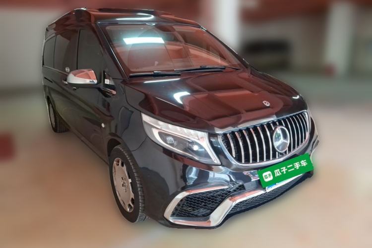 Used Mercedes-Benz Vito  Front Right 45 Deg