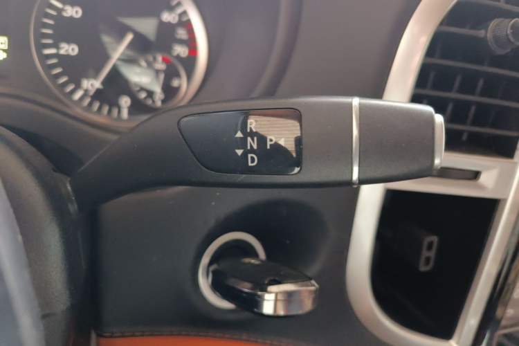 Used Mercedes-Benz Vito 2018 2.0T Business Version China V Emission Standard Gear Lever