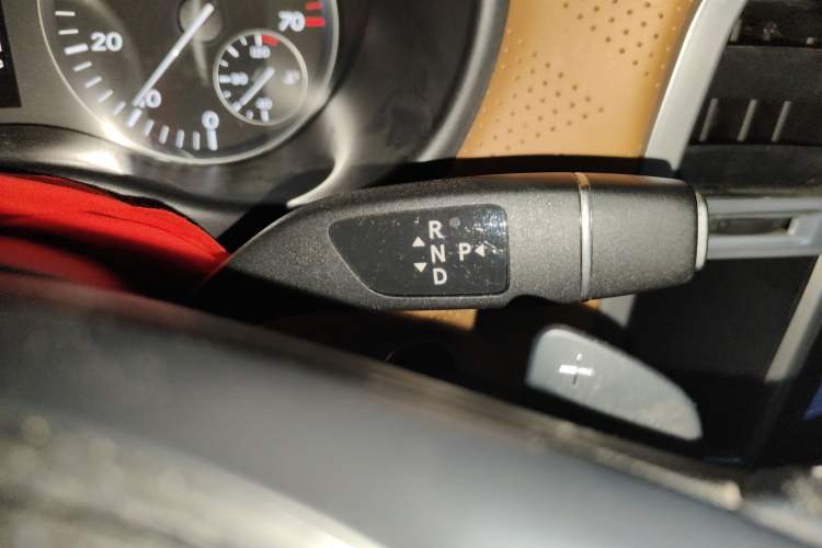 Used Mercedes-Benz Vito 2018 2.0T Business Version China V Emission Standard Gear Lever