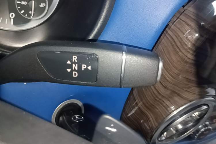 Used Mercedes-Benz Vito 2018 2.0T Business Version China V Emission Standard Gear Lever