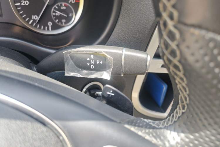 Used Mercedes-Benz Vito 2018 2.0T Business Version China VI Emission Standard Gear Lever