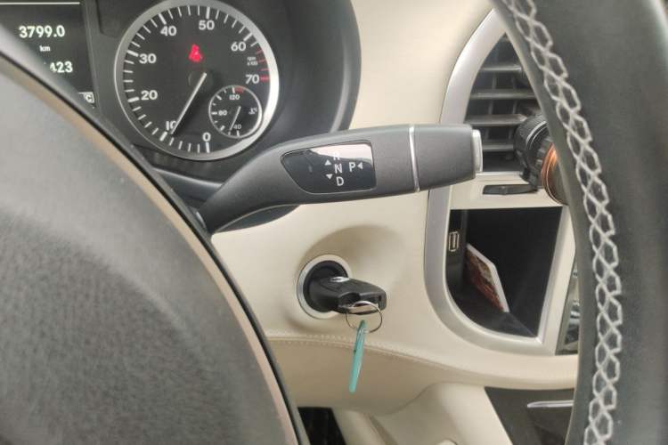 Used Mercedes-Benz Vito 2018 2.0T Business Version China V Emission Standard Gear Lever