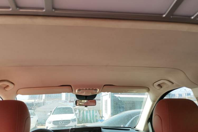 Used Mercedes-Benz Vito 2018 2.0T Business Version China VI Emission Standard Headliner
