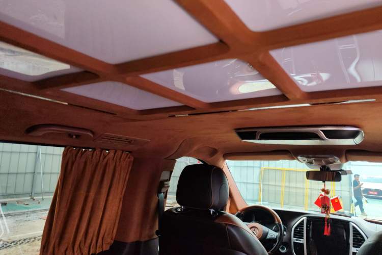 Used Mercedes-Benz Vito 2018 2.0T Business Version China V Emission Standard Headliner