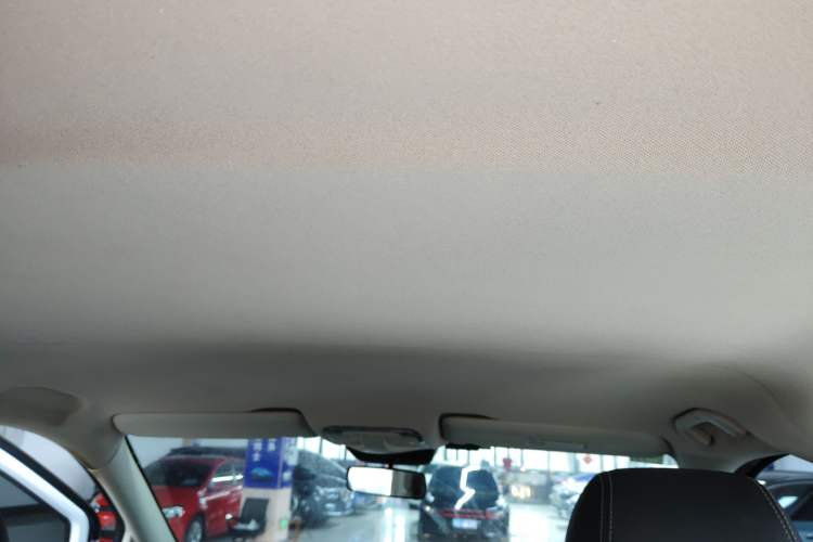 Used Mercedes-Benz Vito 2018 2.0T Elite Version 7 Seats China VI Emission Standard Headliner