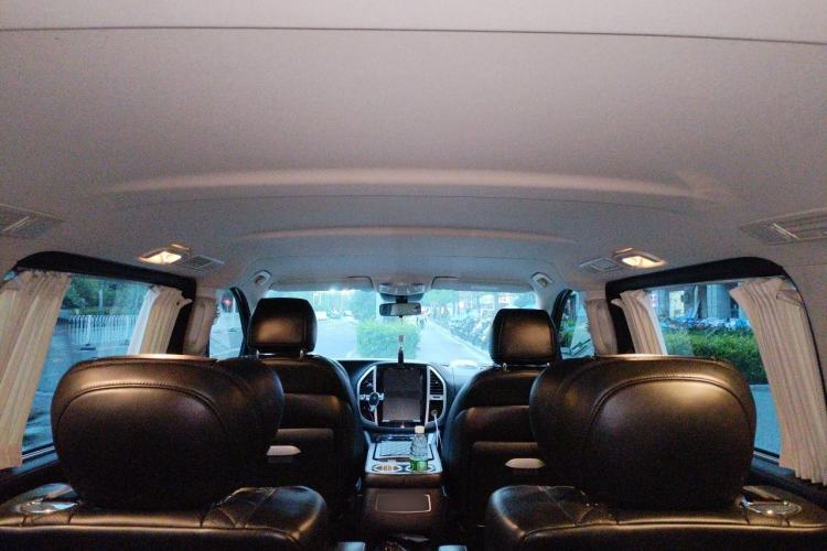 Used Mercedes-Benz Vito 2018 2.0T Business Version China VI Emission Standard Headliner