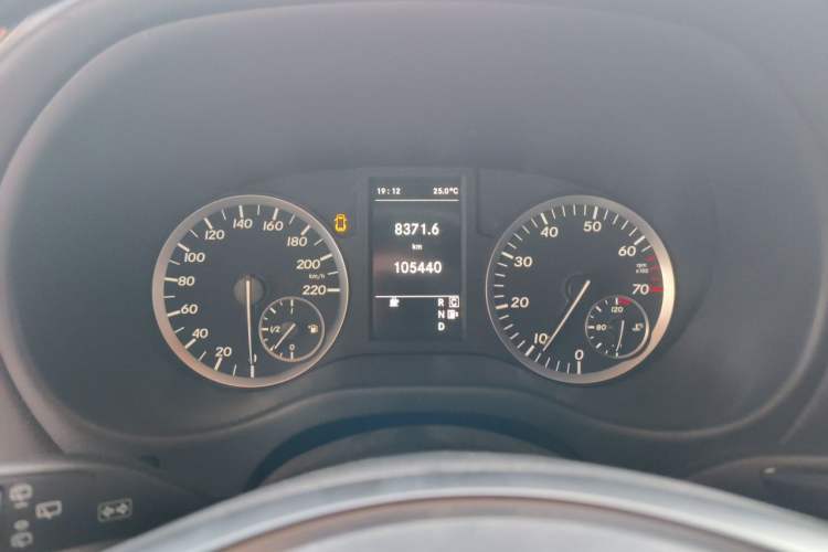 Used Mercedes-Benz Vito 2018 2.0T Business Version China V Emission Standard Instrument Cluster