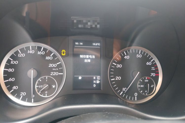 Used Mercedes-Benz Vito 2018 2.0T Elite Version 7 Seats China V Emission Standard Instrument Cluster