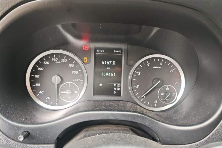Used Mercedes-Benz Vito 2018 2.0T Business Version China V Emission Standard Instrument Cluster