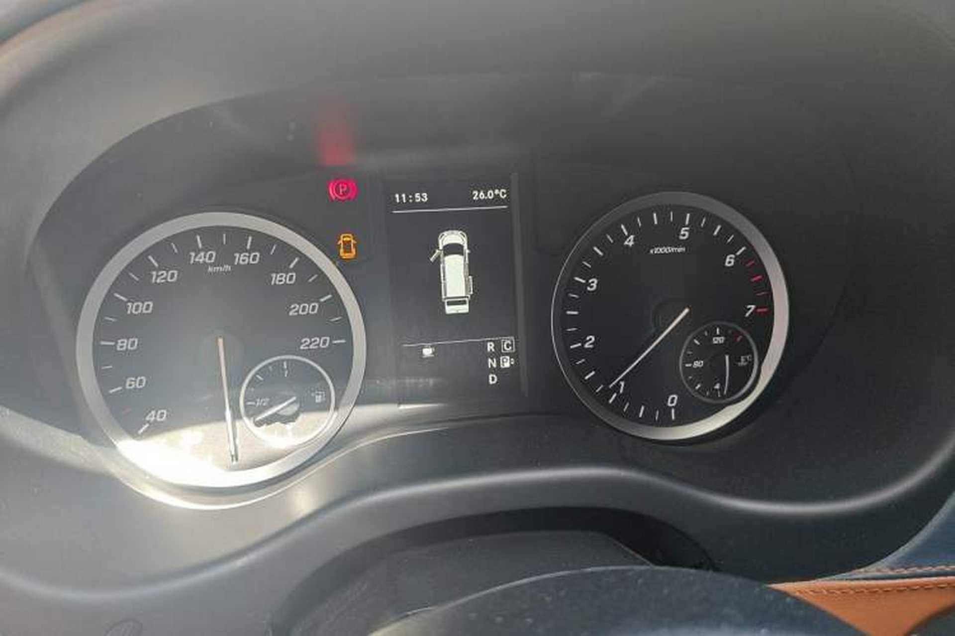 Used Mercedes-Benz Vito 2018 2.0T Elite Version 7 Seats China VI Emission Standard Instrument Cluster