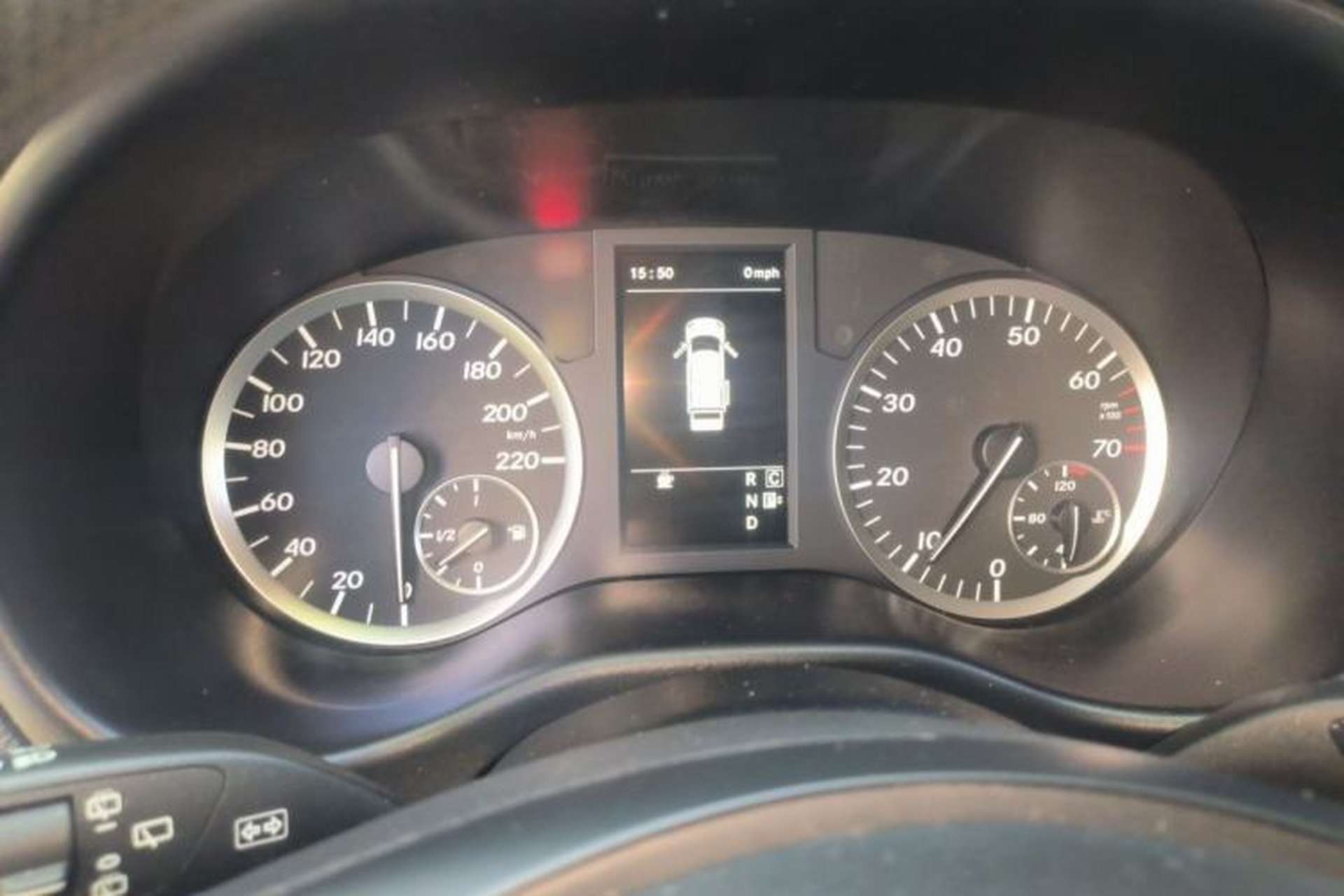 Used Mercedes-Benz Vito 2018 2.0T Elite Version 7 Seats China VI Emission Standard Instrument Cluster