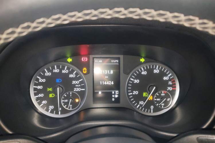 Used Mercedes-Benz Vito 2018 2.0T Business Version China V Emission Standard Instrument Cluster