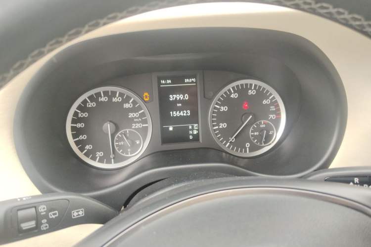 Used Mercedes-Benz Vito 2018 2.0T Business Version China V Emission Standard Instrument Cluster