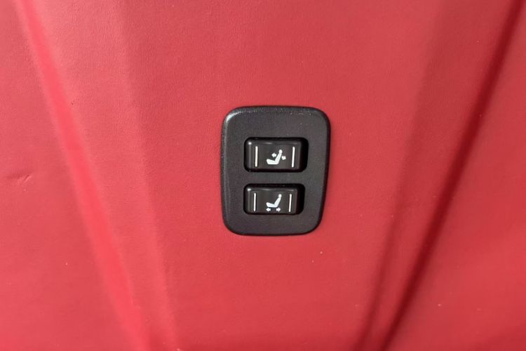 Used Mercedes-Benz Vito 2018 2.0T Elite Version 7 Seats China VI Emission Standard Interior 1