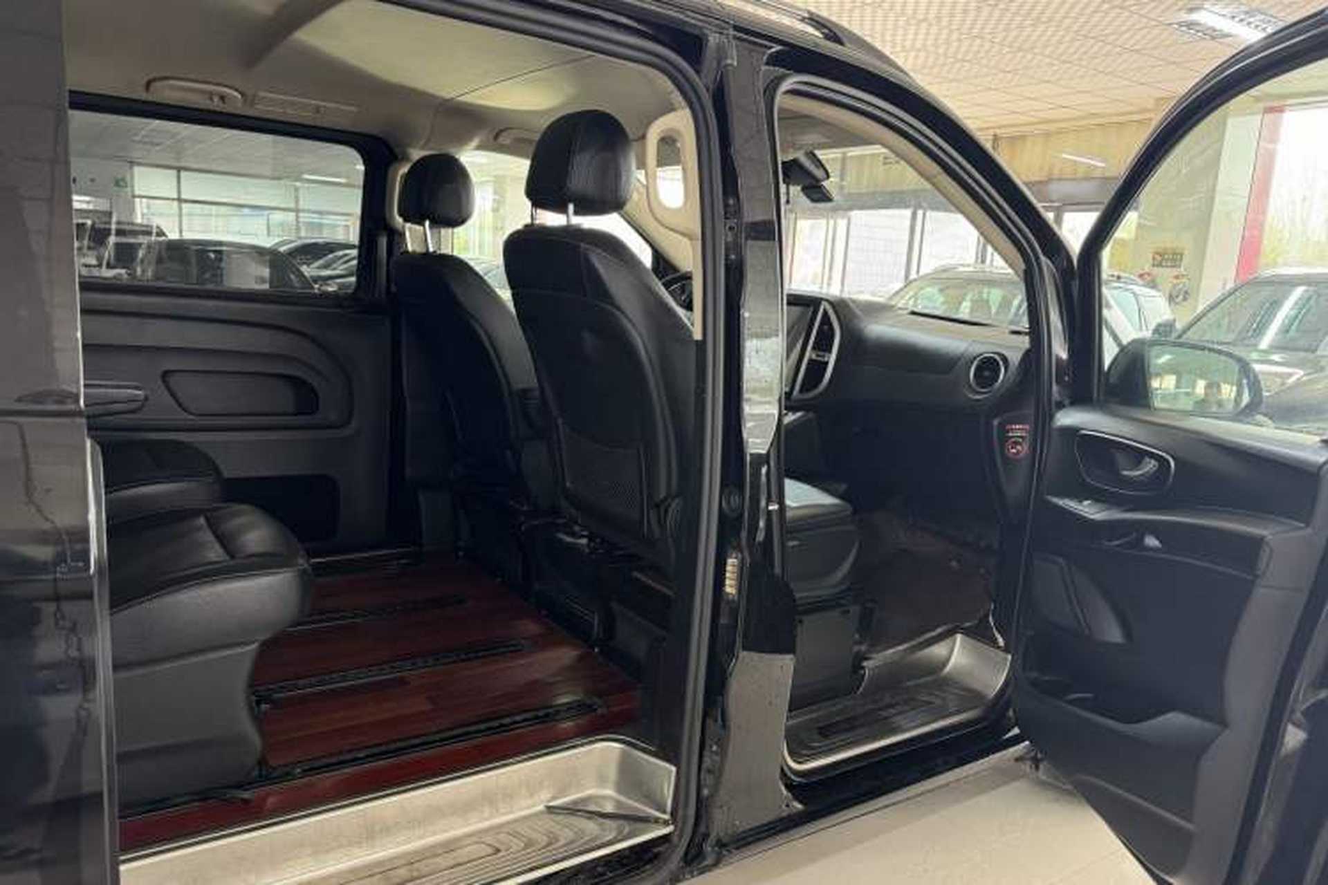 Used Mercedes-Benz Vito 2018 2.0T Business Version China V Emission Standard Interior 11