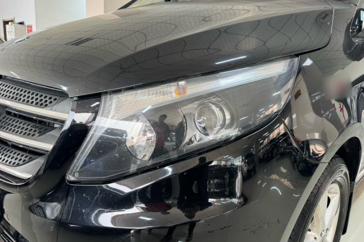 Used Mercedes-Benz Vito 2018 2.0T Business Version China V Emission Standard Interior 13