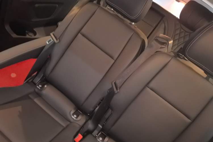 Used Mercedes-Benz Vito 2018 2.0T Elite Version 7 Seats China V Emission Standard Interior 4