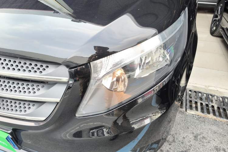 Used Mercedes-Benz Vito 2018 2.0T Business Version China V Emission Standard Left Front Headlight